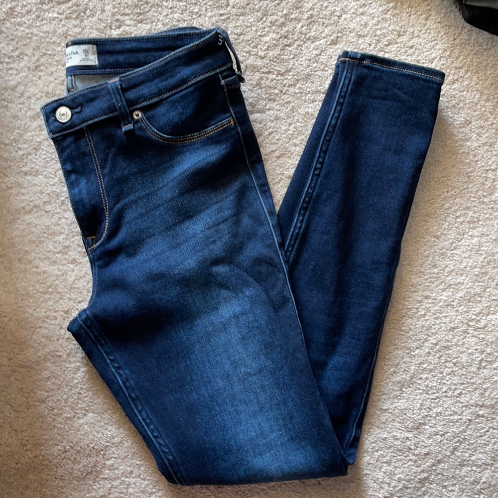 A&F mid rise jean legging